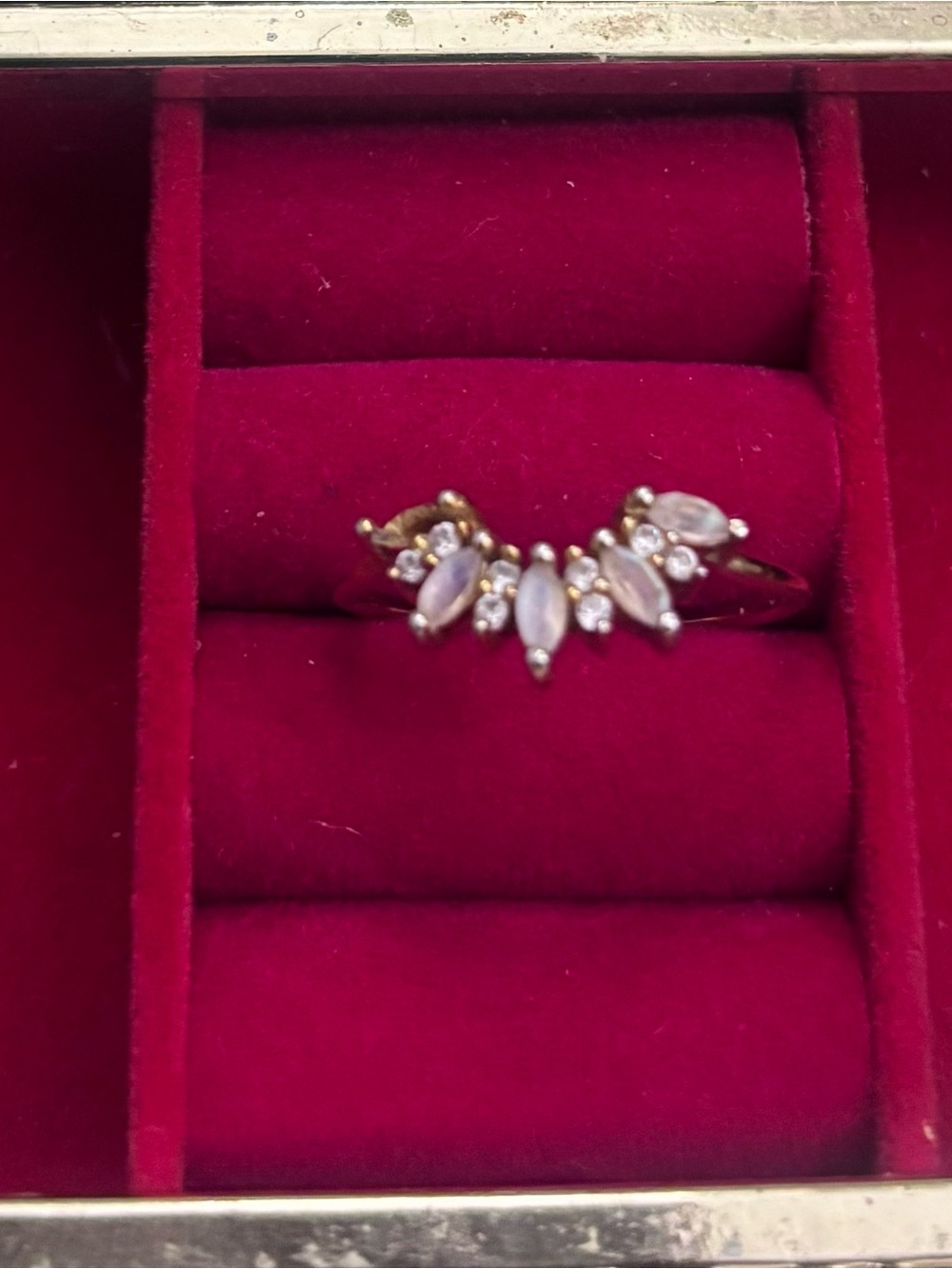 Gold Moonstone Sunrise Arc Ring in Iridescent White - Picture 4 of 6